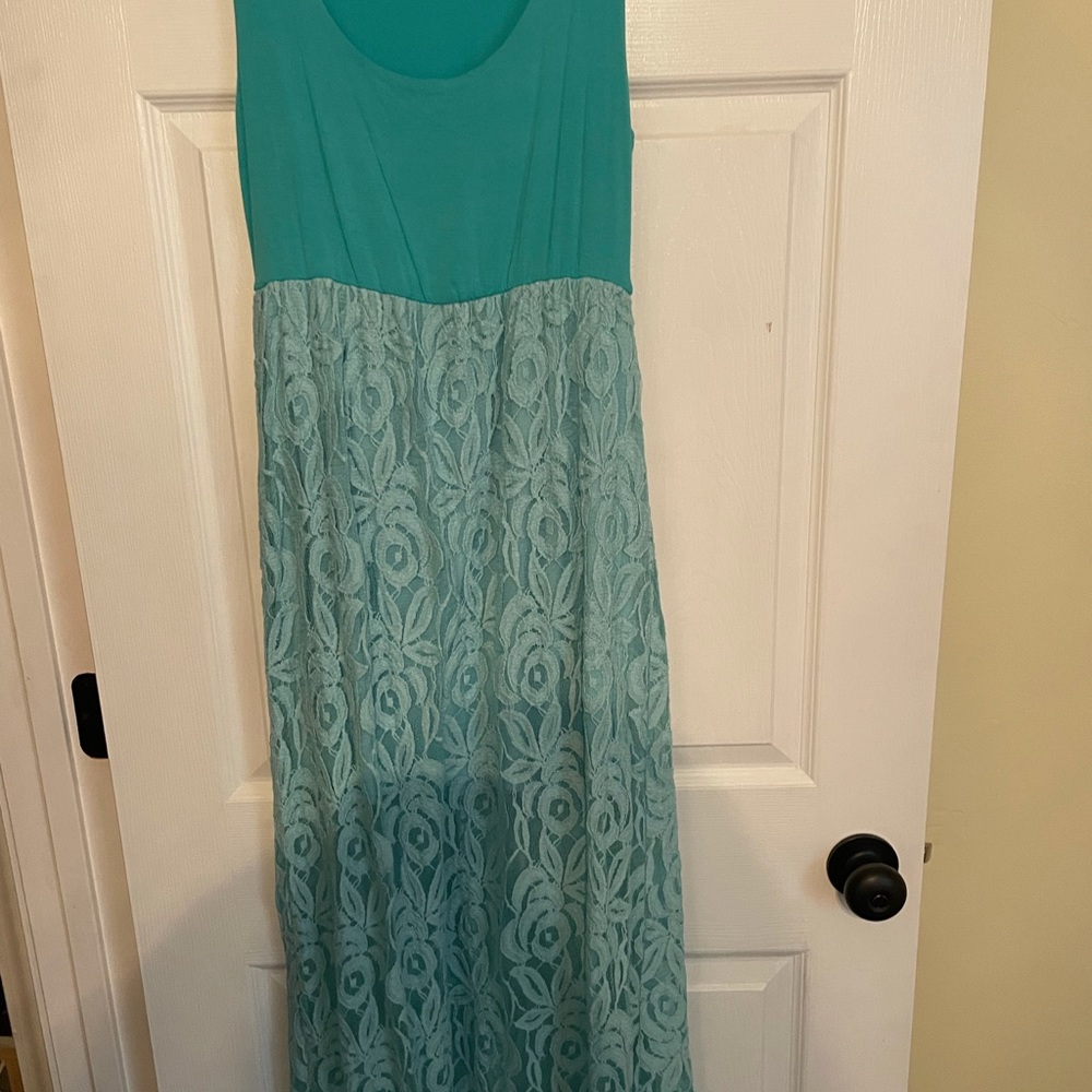 Ladies size Large lace maxi dress - Picture 5 of 8
